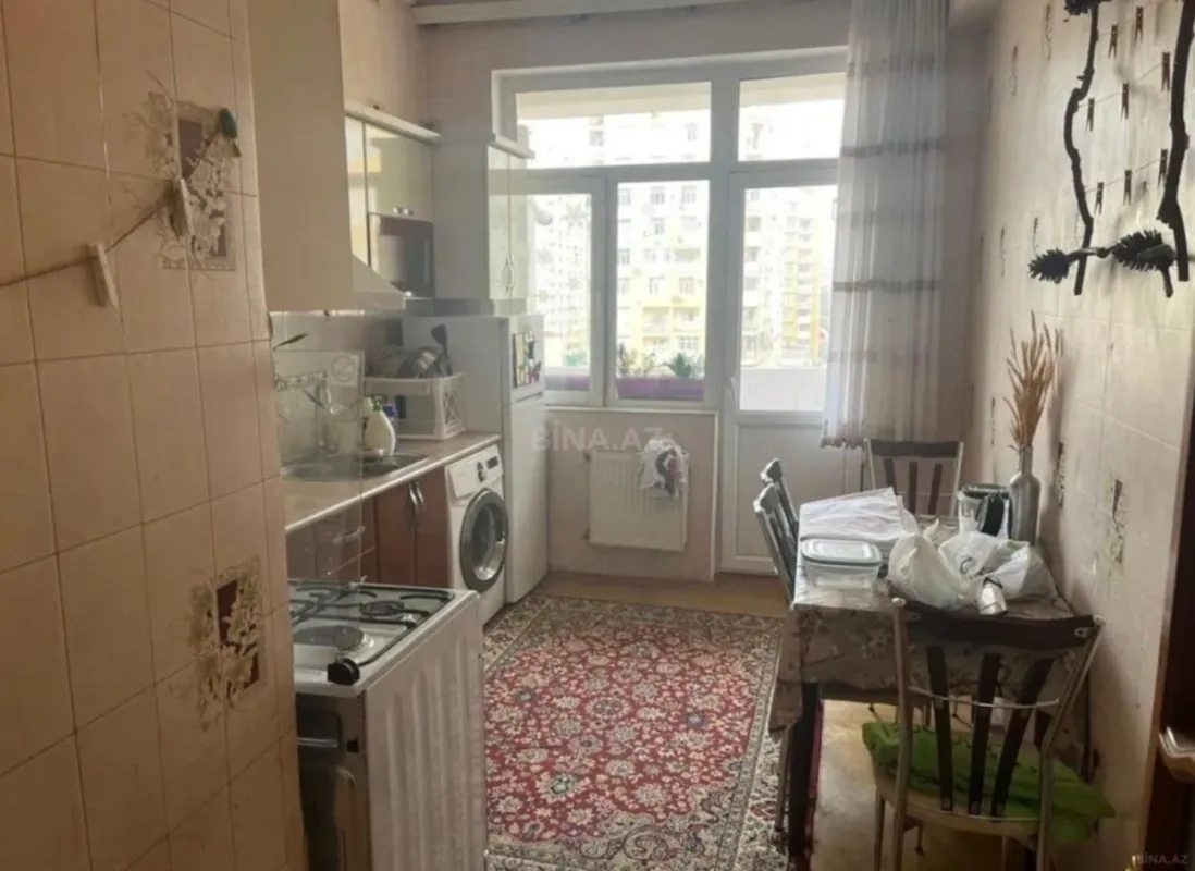 Satılır 2 otaqlı mənzil 75 m²