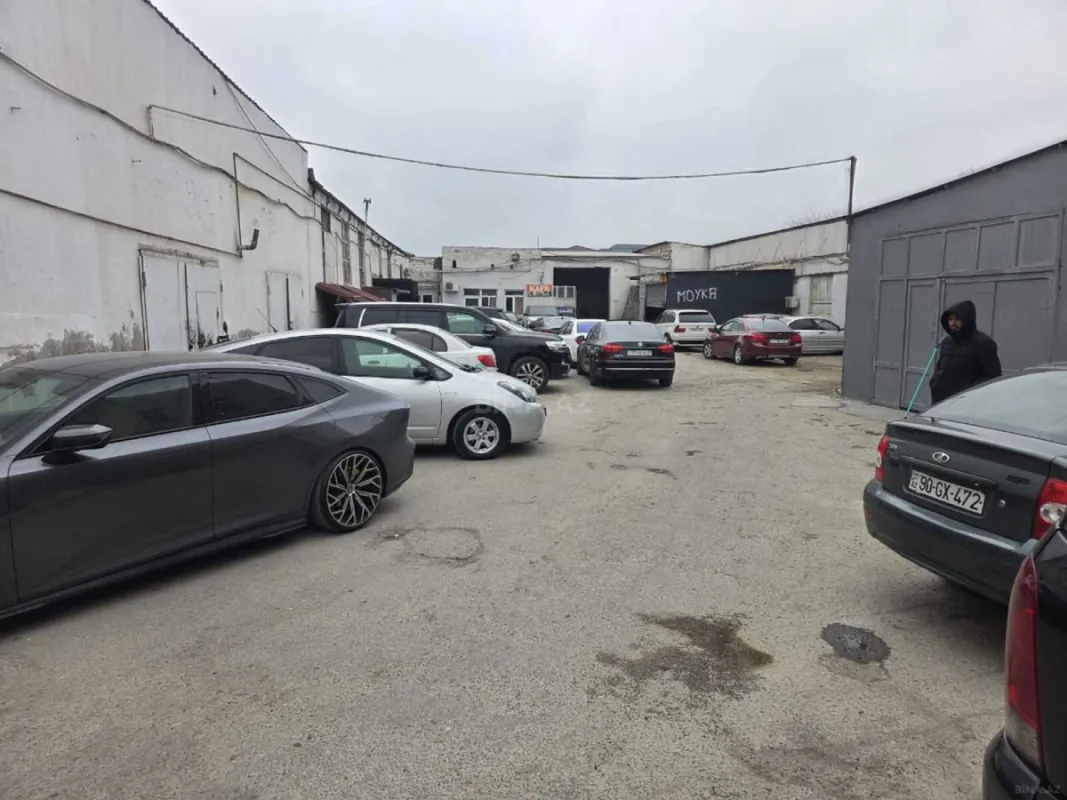 Kirayə verilir obyekt 250 m²