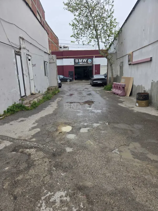 Kirayə verilir obyekt 250 m²