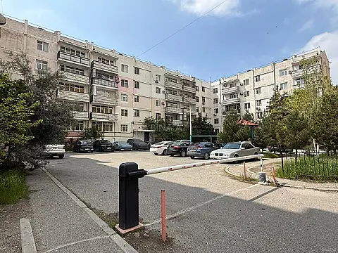 Satılır 2 otaqlı mənzil 52 m²
