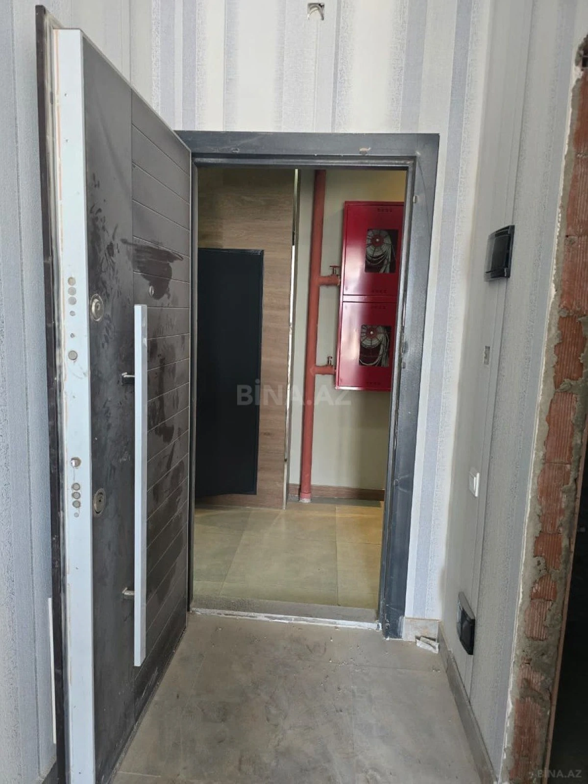 Satılır 1 otaqlı mənzil 32 m²