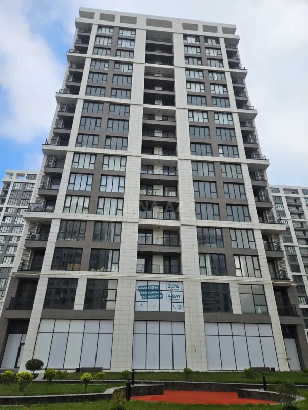 Satılır 4 otaqlı mənzil 172.8 m²