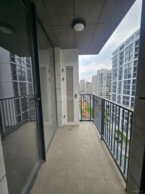 Satılır 4 otaqlı mənzil 172.8 m²
