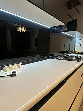 Kirayə verilir 2 otaqlı mənzil 80 m²