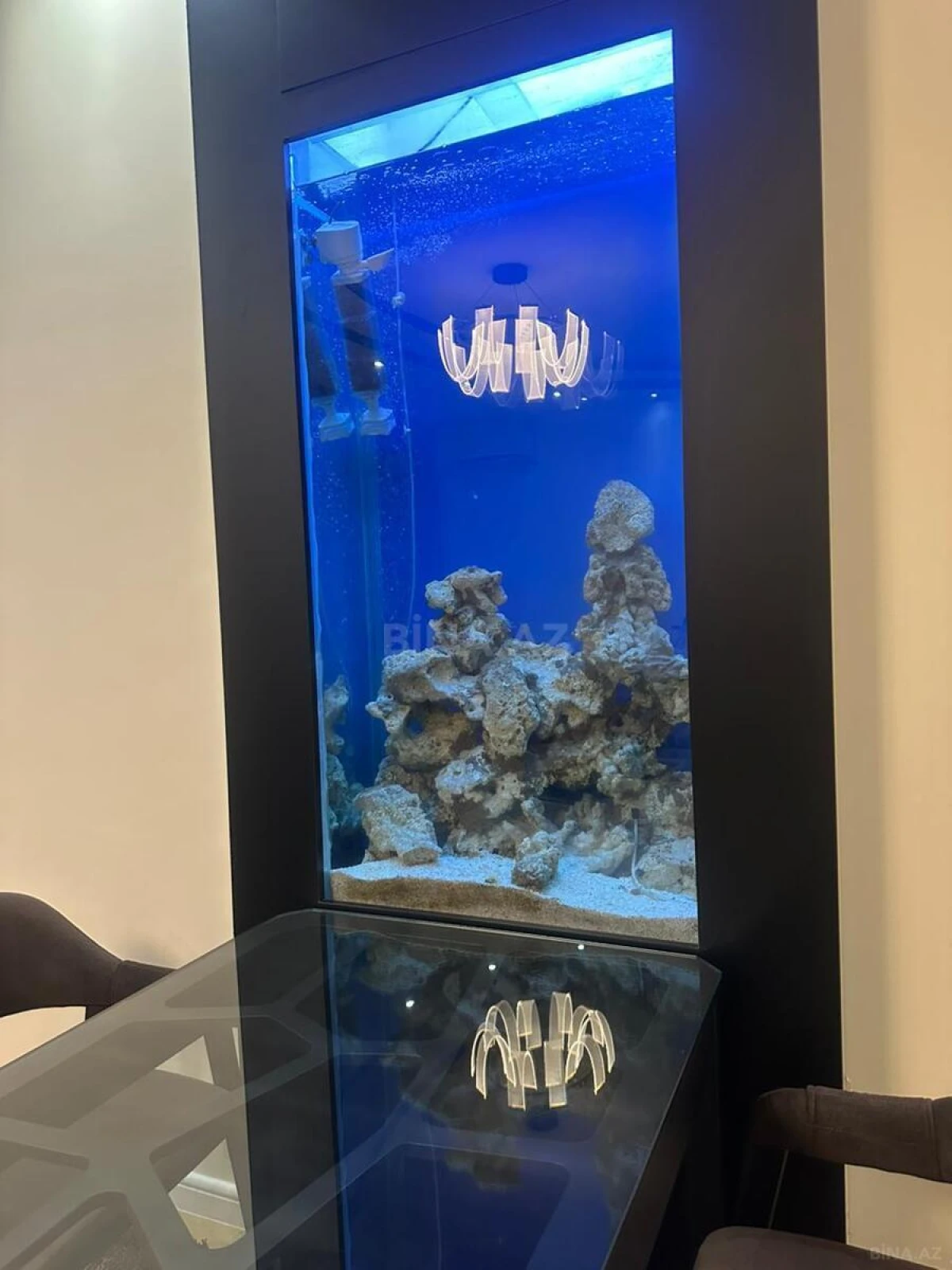 Kirayə verilir 2 otaqlı mənzil 80 m²