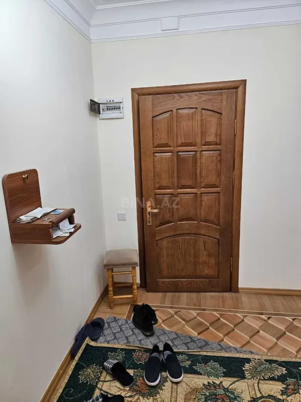 Kirayə verilir 3 otaqlı mənzil 160 m²