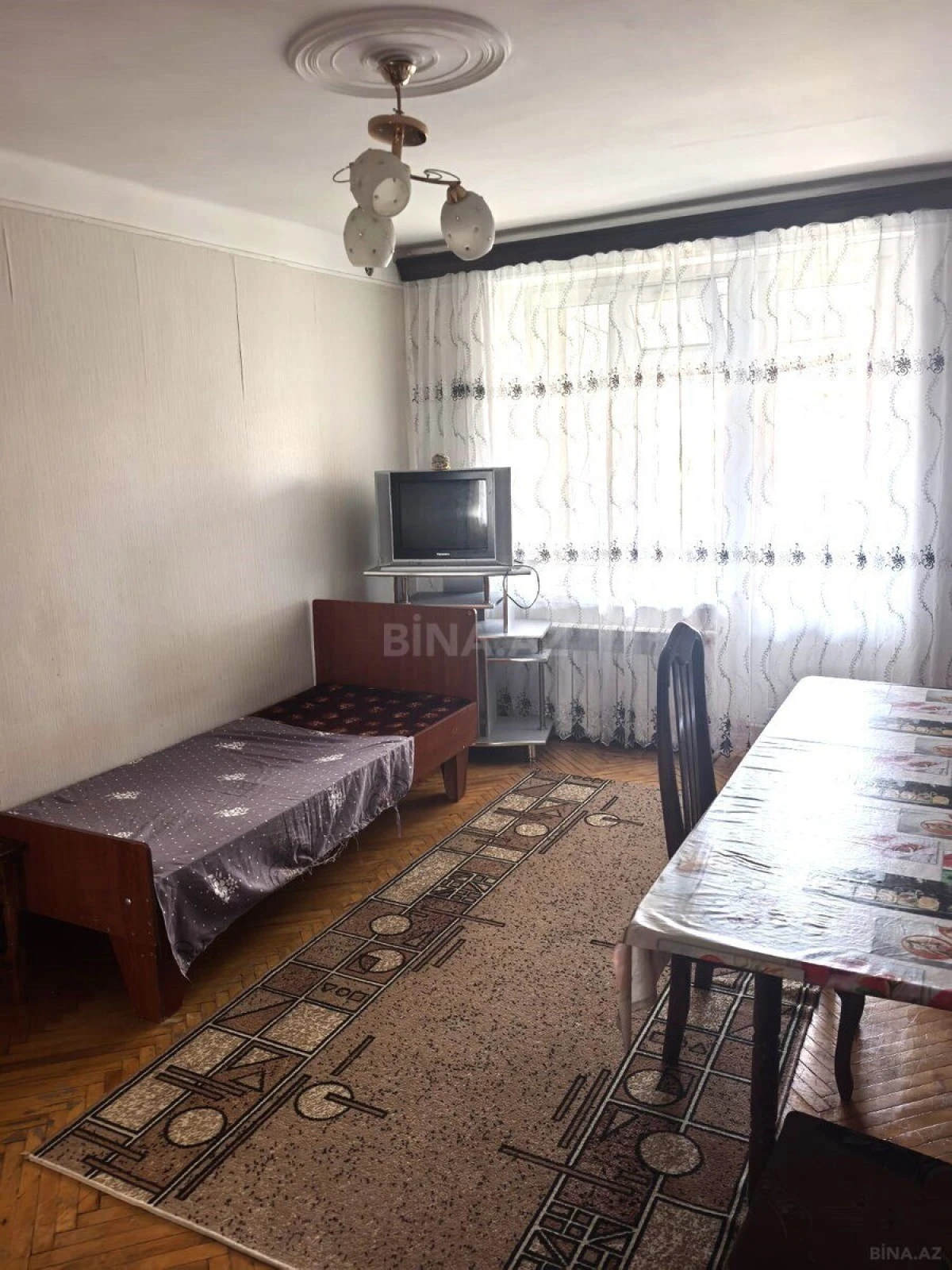 Kirayə verilir 2 otaqlı mənzil 62 m²