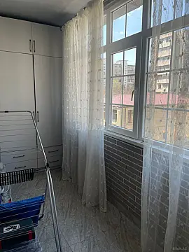 Satılır 2 otaqlı mənzil 65 m²