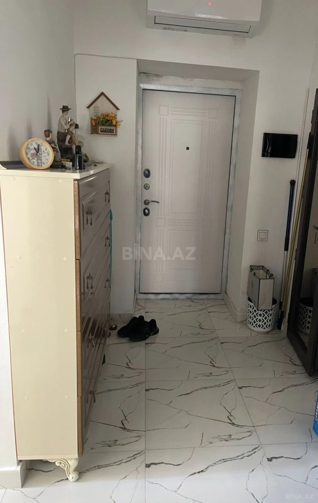 Satılır 2 otaqlı mənzil 65 m²