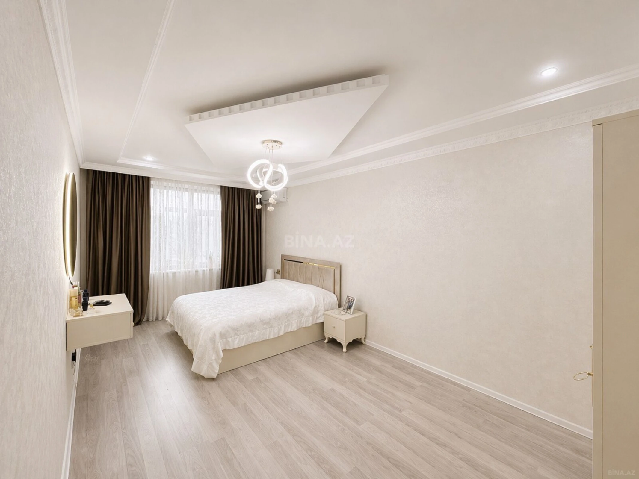 Satılır 3 otaqlı mənzil 71 m²