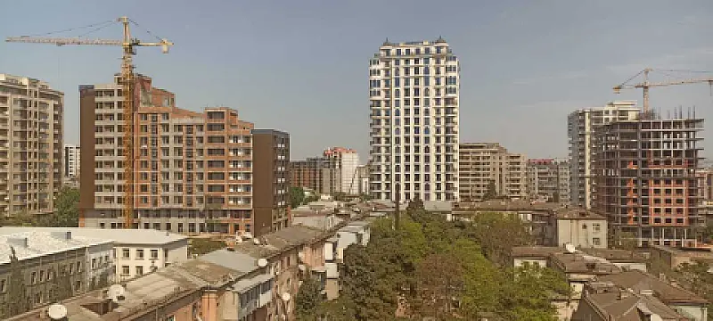 Satılır 4 otaqlı mənzil 148 m²