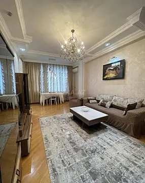 Kirayə verilir 2 otaqlı mənzil 100 m²
