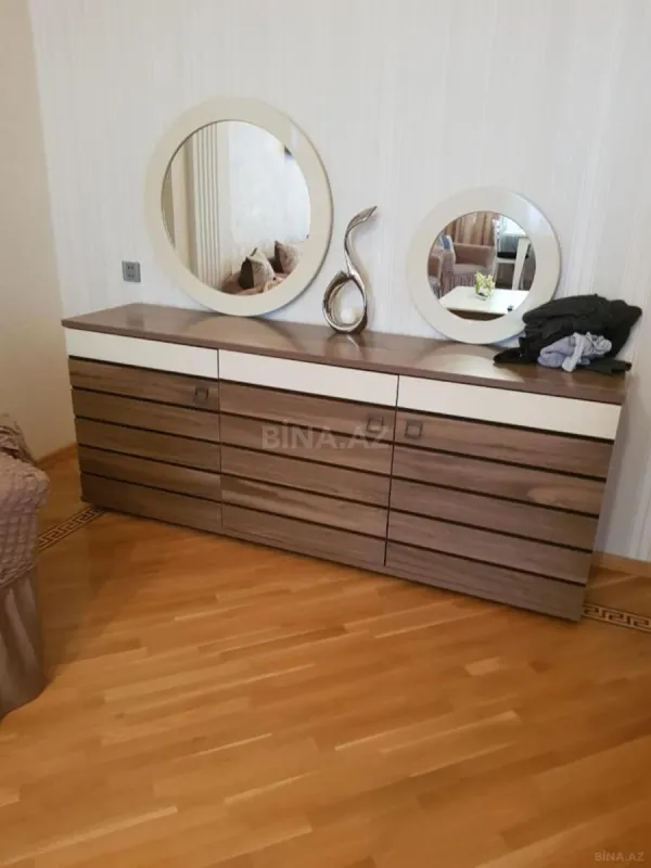 Kirayə verilir 2 otaqlı mənzil 100 m²