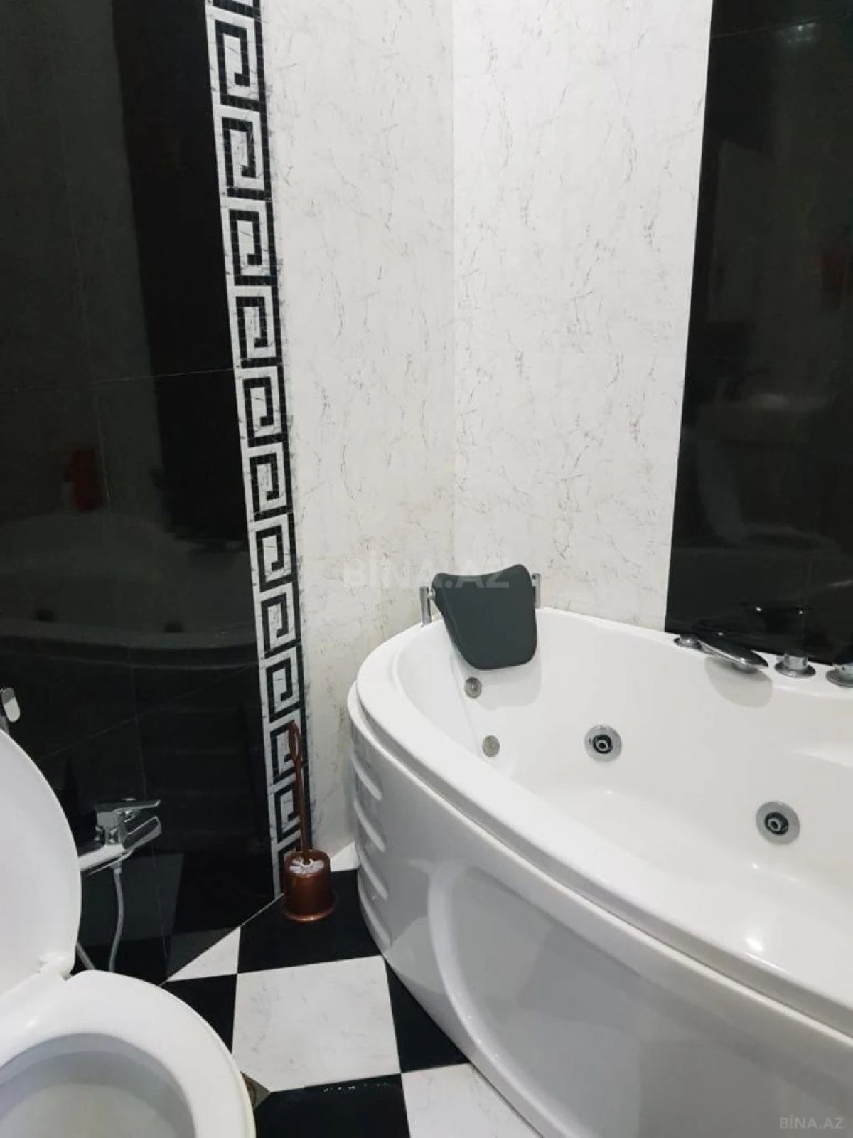 Kirayə verilir 2 otaqlı mənzil 100 m²