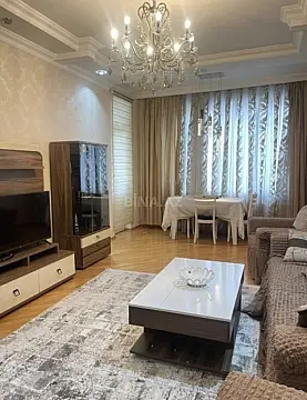 Kirayə verilir 2 otaqlı mənzil 100 m²