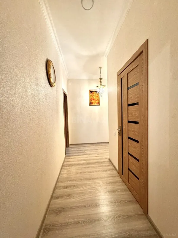 Kirayə verilir 2 otaqlı mənzil 65 m²