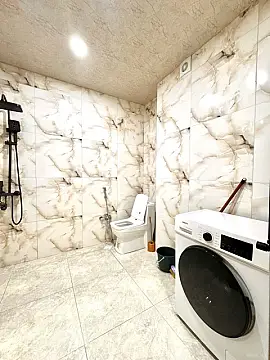 Kirayə verilir 2 otaqlı mənzil 65 m²