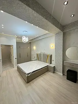 Satılır 2 otaqlı mənzil 56 m²