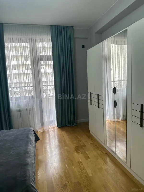 Kirayə verilir 3 otaqlı mənzil 100 m²