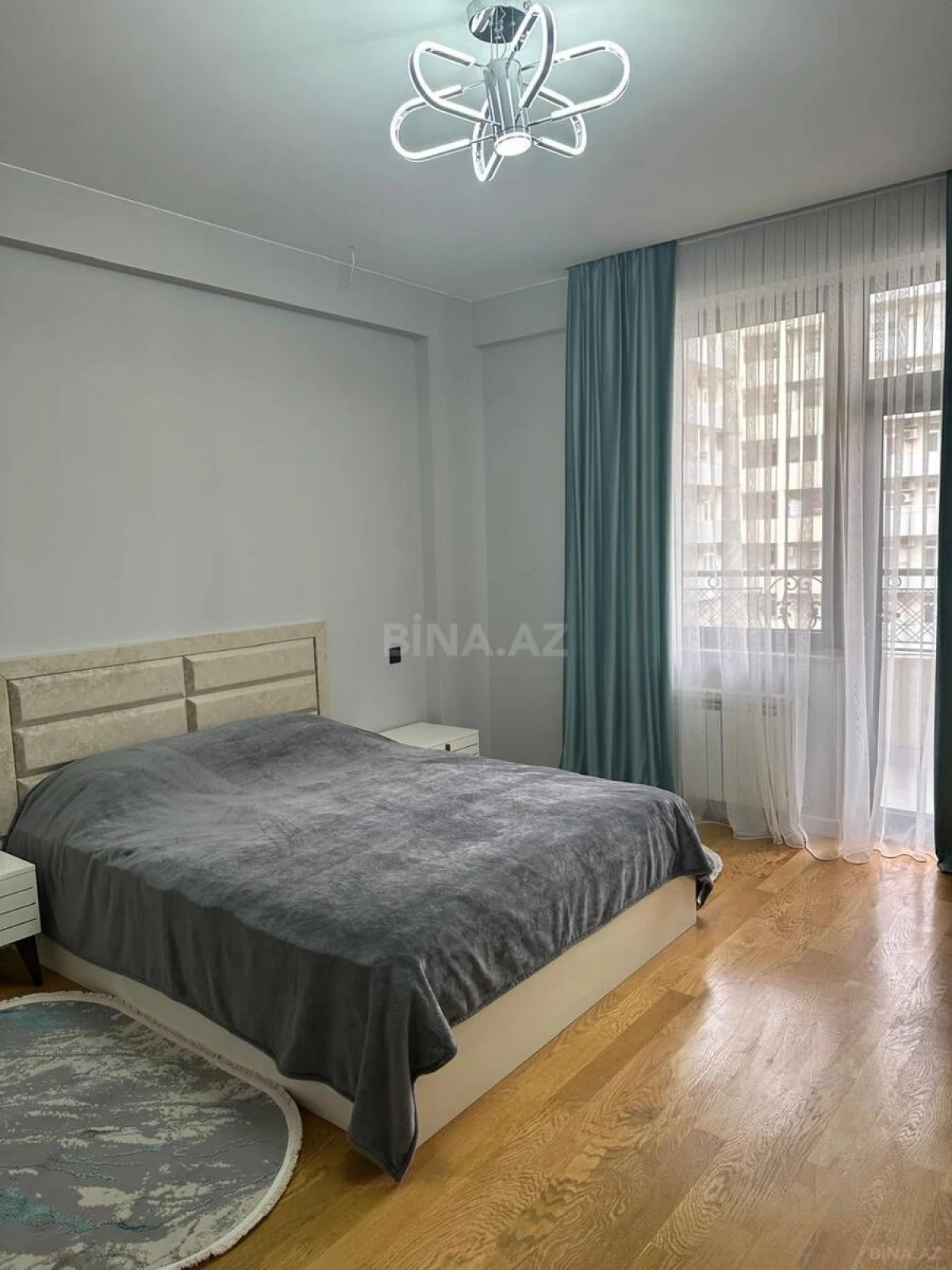 Kirayə verilir 3 otaqlı mənzil 100 m²