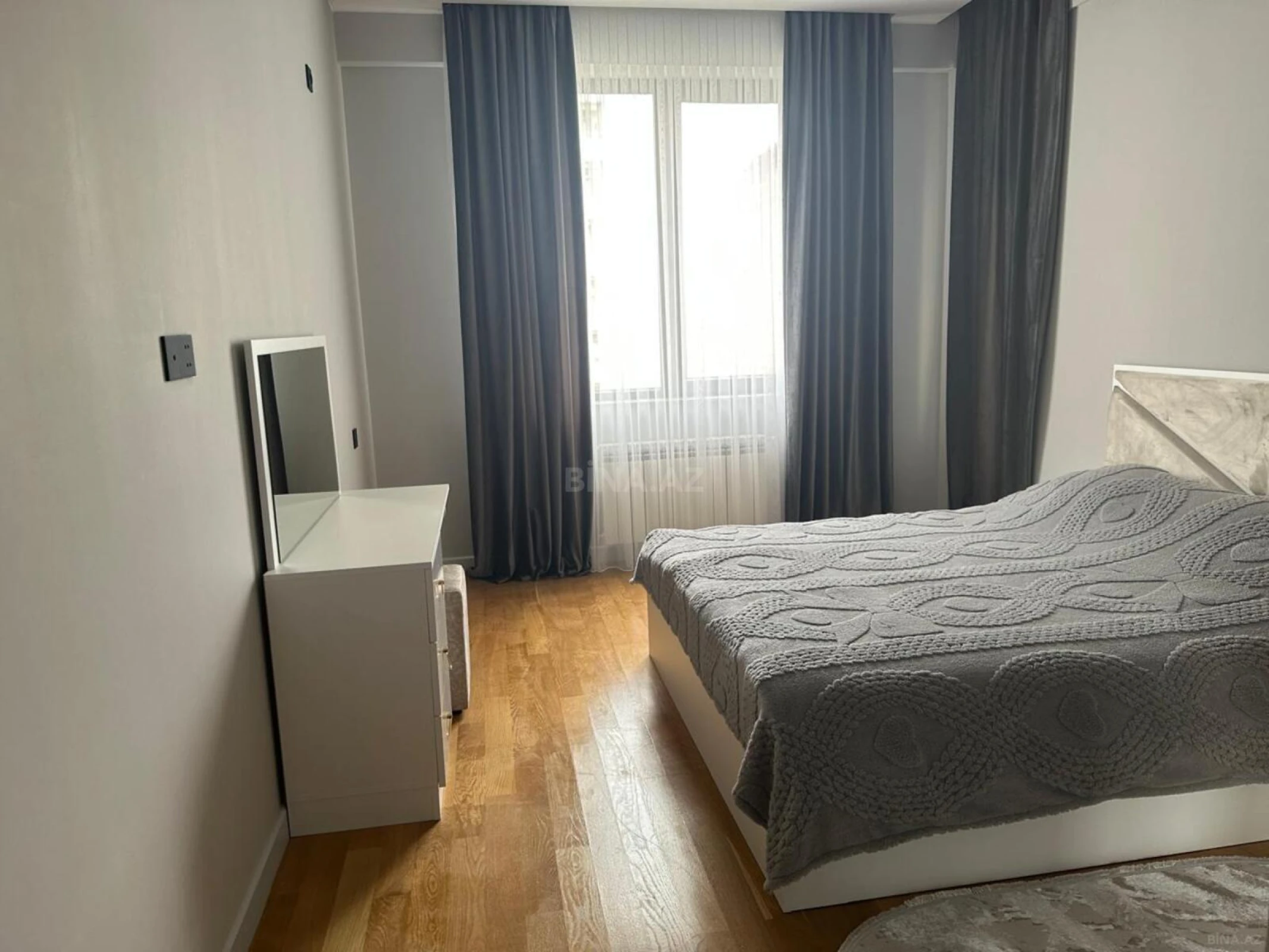 Kirayə verilir 3 otaqlı mənzil 100 m²