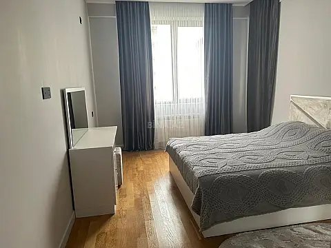 Kirayə verilir 3 otaqlı mənzil 100 m²