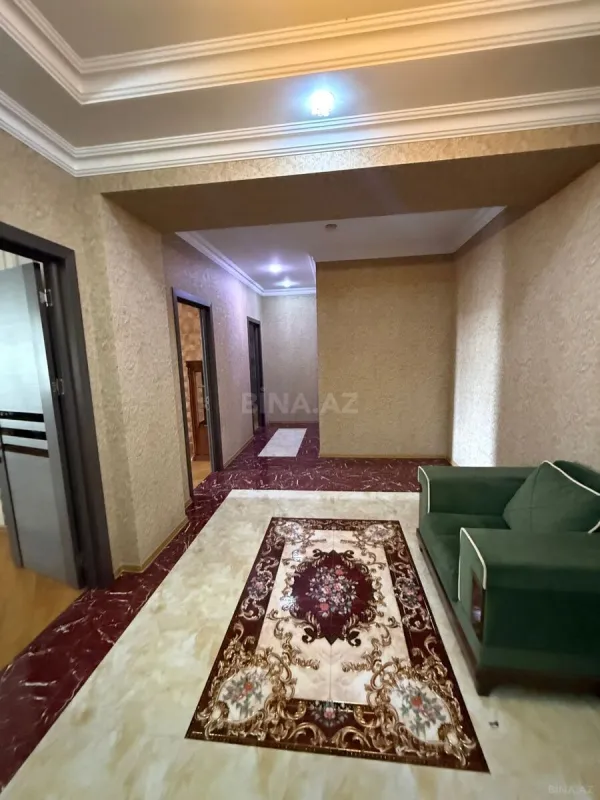 Kirayə verilir 2 otaqlı mənzil 100 m²