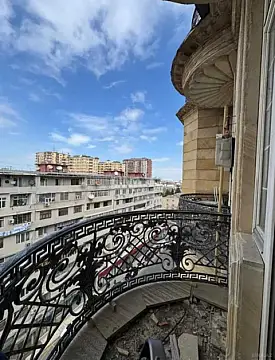 Satılır 3 otaqlı mənzil 150 m² — Bakı, Nərimanov 3 otaq 150.00 m²