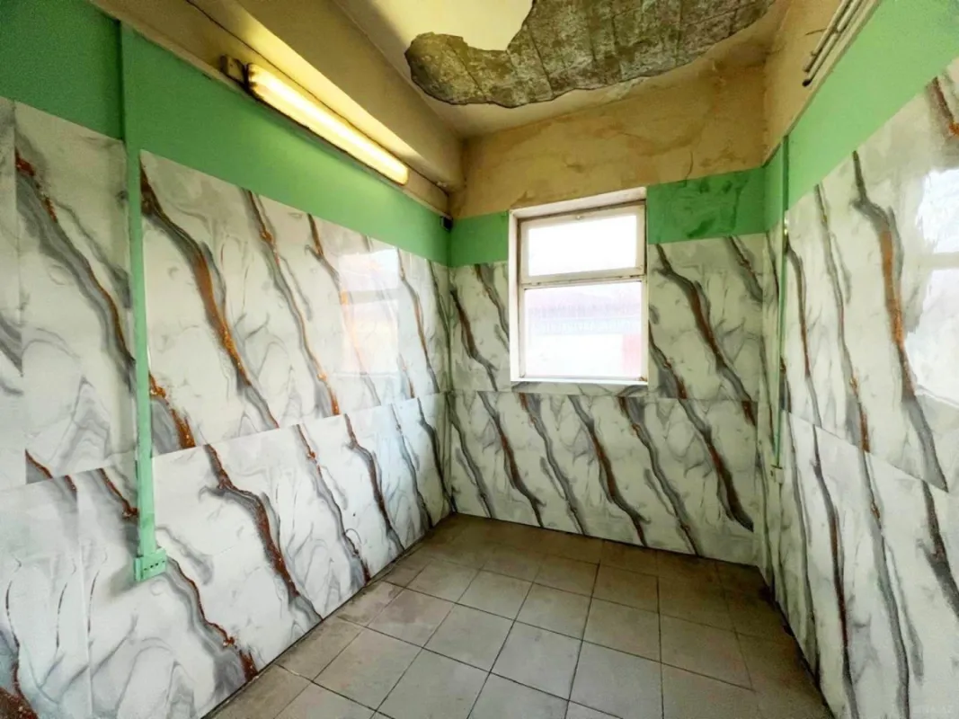 Kirayə verilir obyekt 215 m²