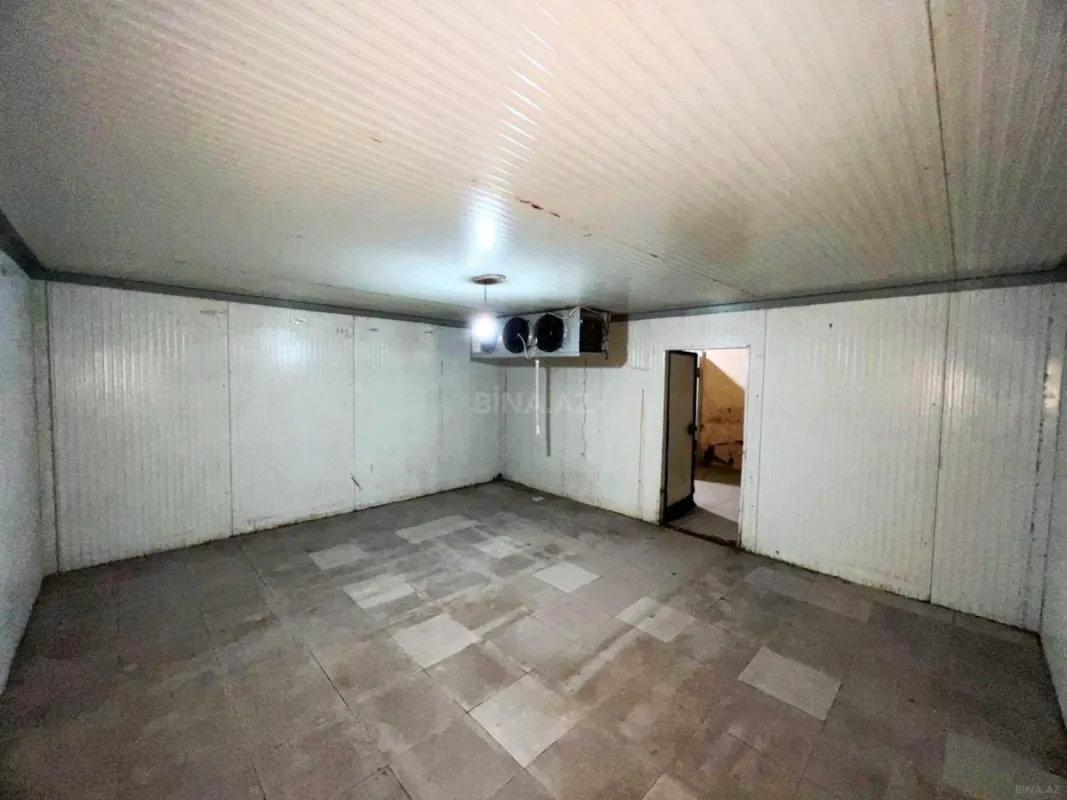 Kirayə verilir obyekt 215 m²