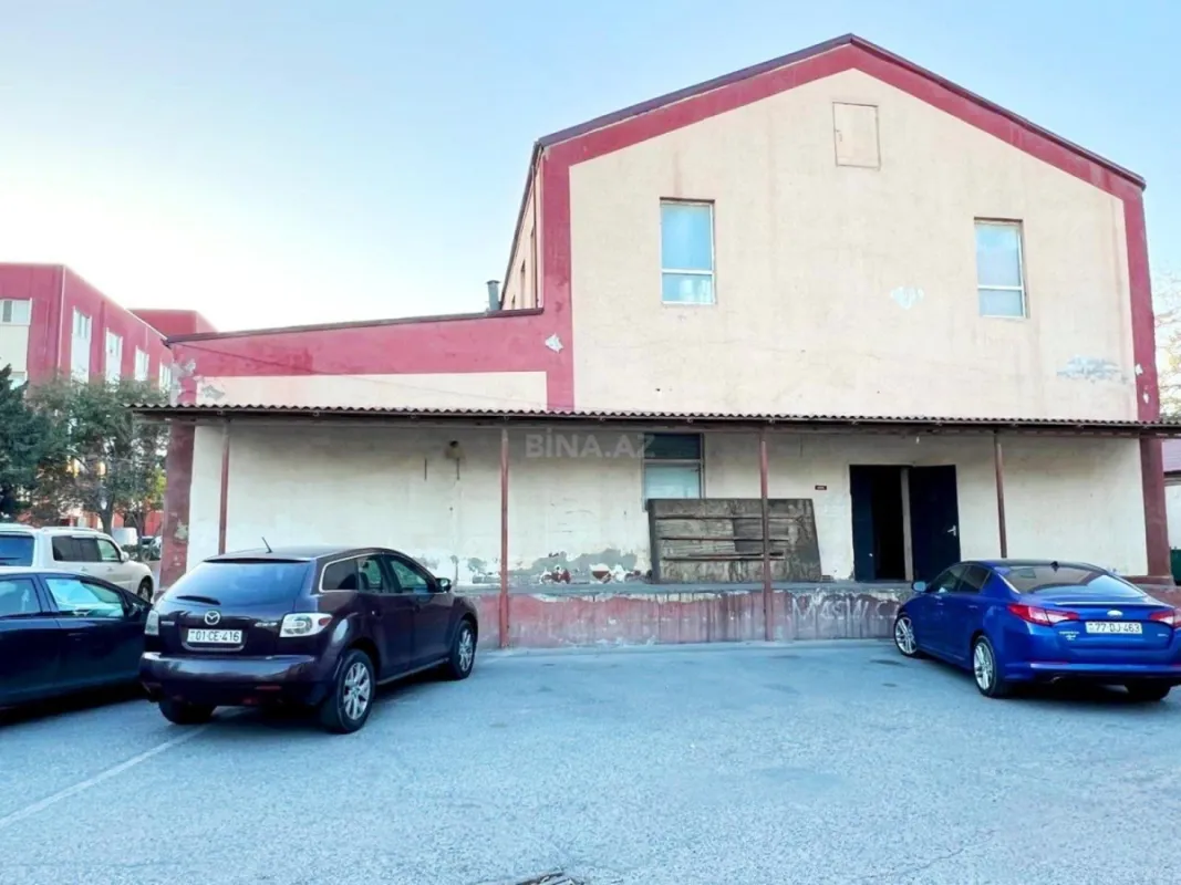 Kirayə verilir obyekt 215 m²