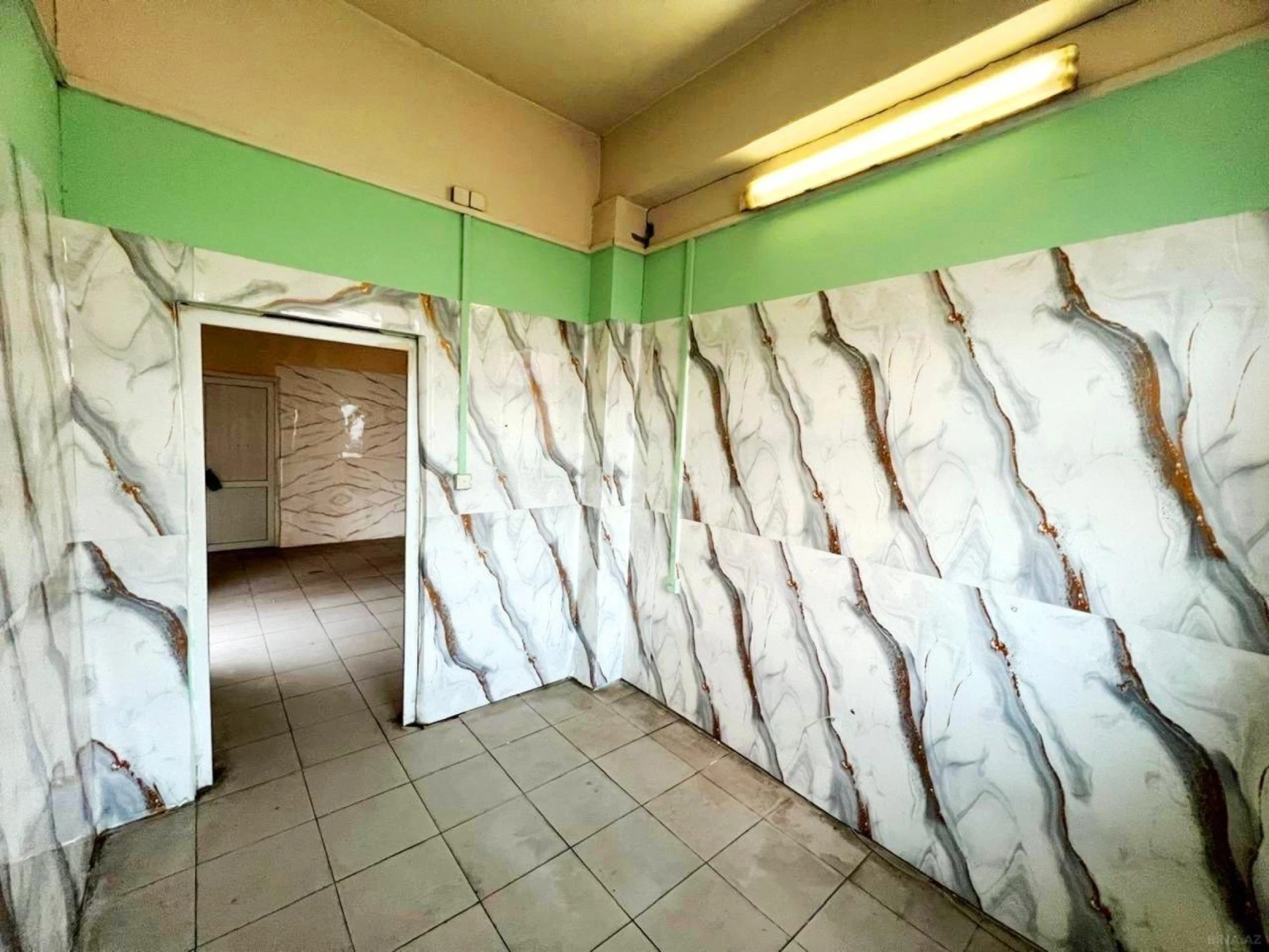 Kirayə verilir obyekt 215 m²