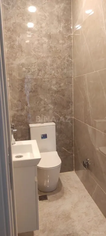 Kirayə verilir 2 otaqlı mənzil 68 m²