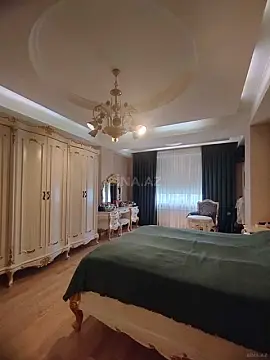 Satılır 5 otaqlı mənzil 256 m²