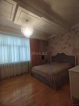Satılır 5 otaqlı mənzil 256 m²