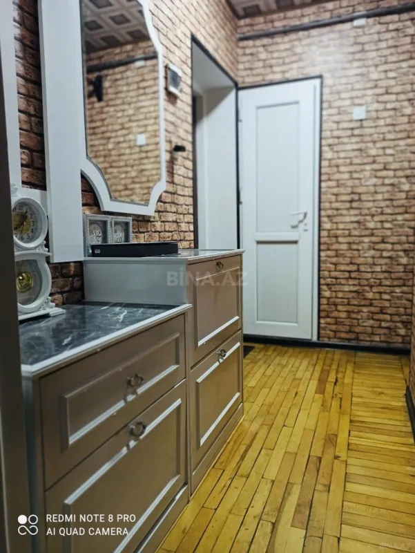 Satılır 2 otaqlı mənzil 60 m²