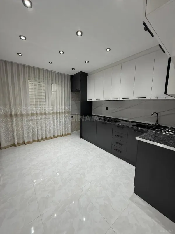Satılır 2 otaqlı mənzil 60 m²