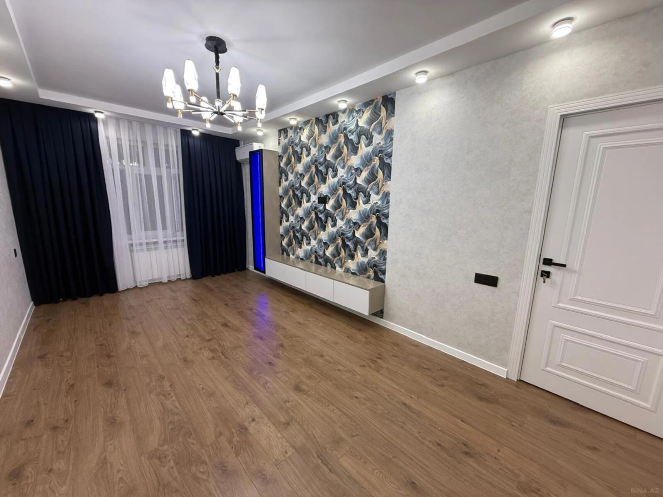 Satılır 2 otaqlı mənzil 60 m²