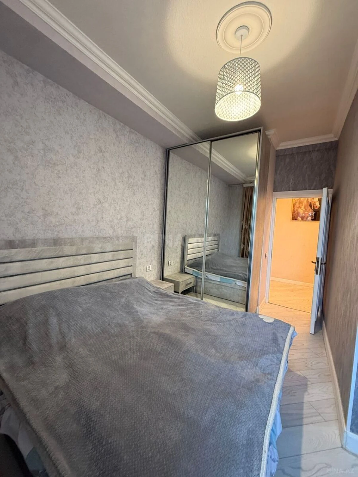 Kirayə verilir 2 otaqlı mənzil 60 m²