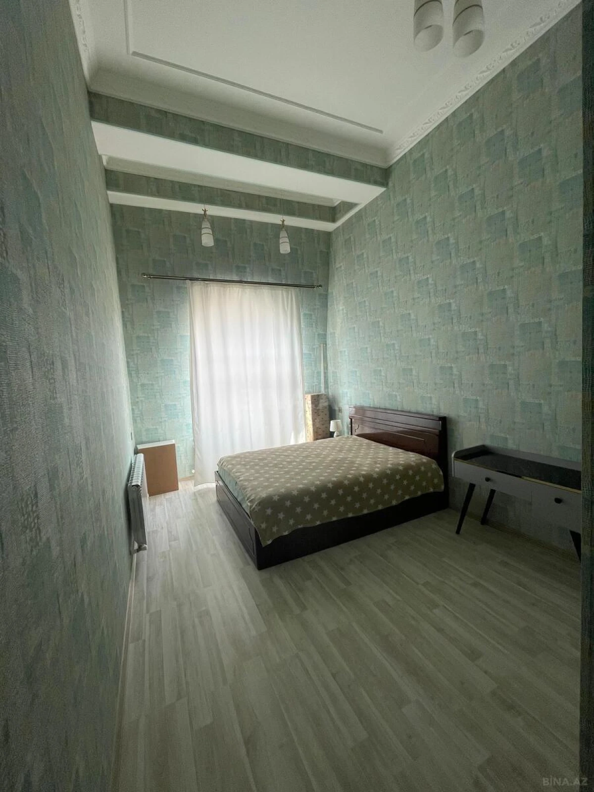 Satılır 3 otaqlı mənzil 126 m²