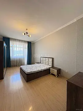 Kirayə verilir 4 otaqlı mənzil 147 m²