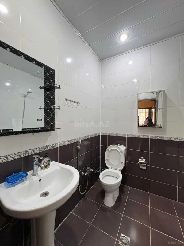Kirayə verilir 4 otaqlı mənzil 147 m²