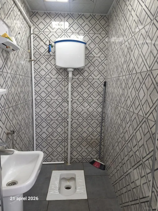 Satılır 4 otaqlı mənzil 175 m²