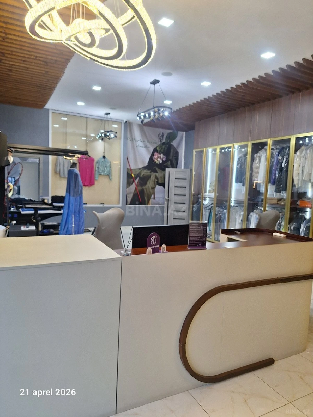 Satılır 4 otaqlı mənzil 175 m²
