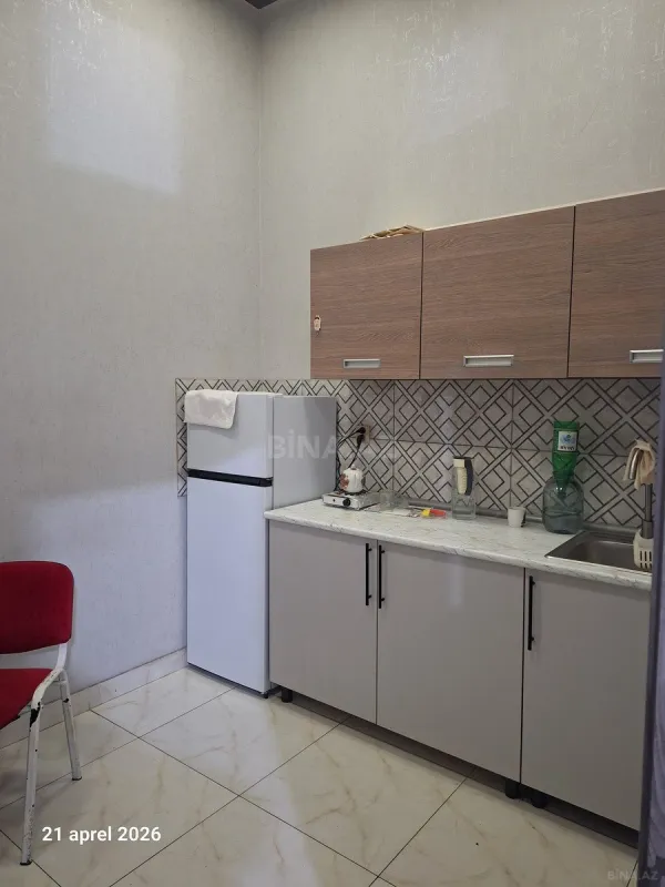Satılır 4 otaqlı mənzil 175 m²