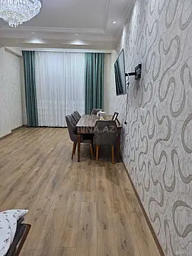 Kirayə verilir 3 otaqlı mənzil 103 m²