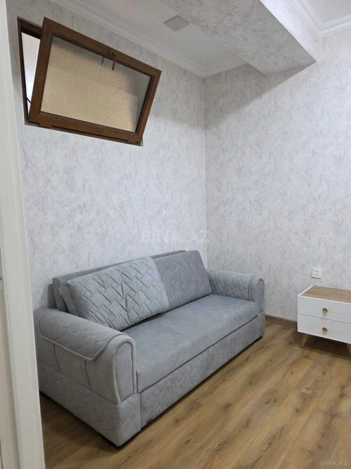 Kirayə verilir 3 otaqlı mənzil 103 m²