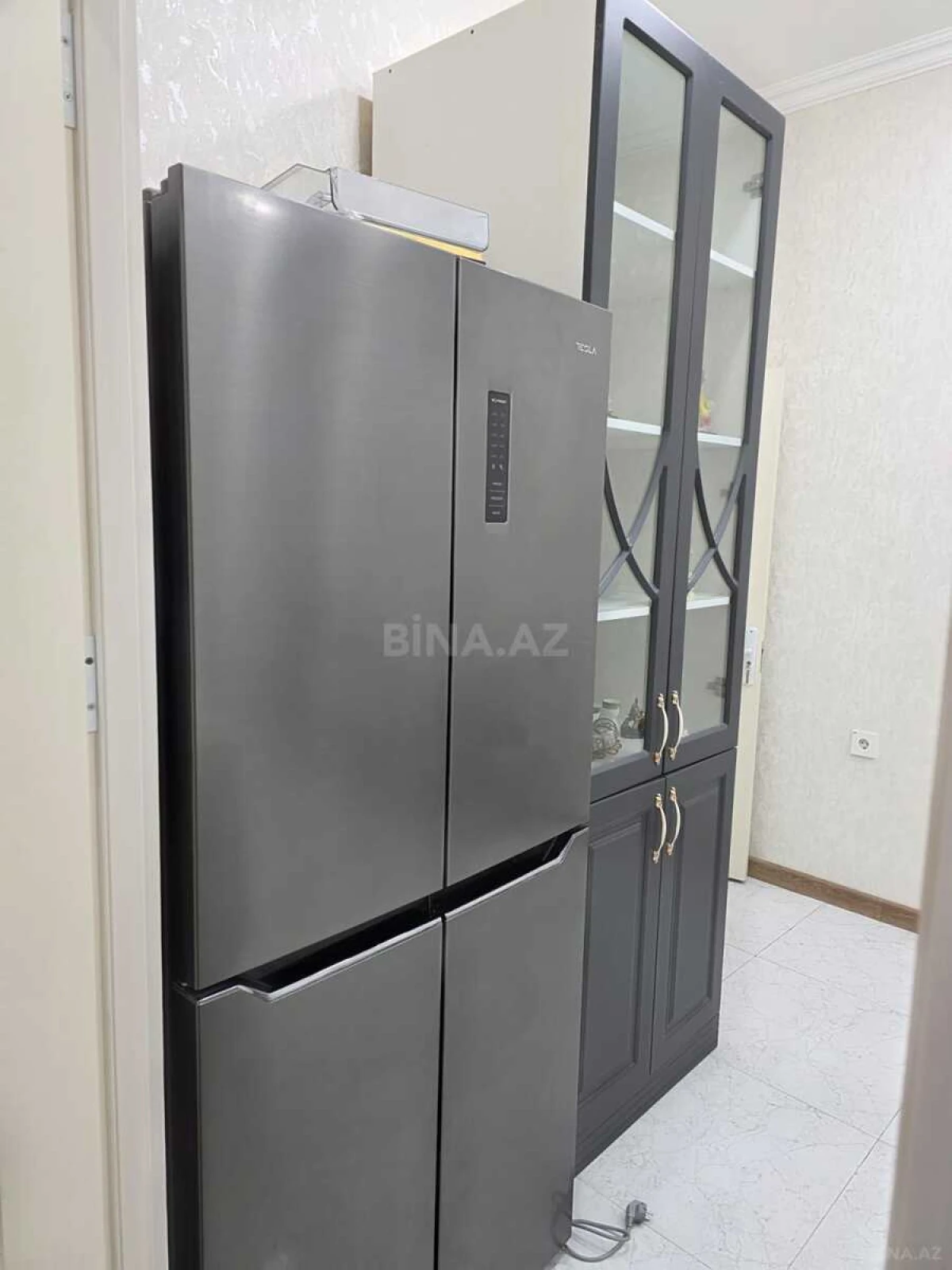 Kirayə verilir 3 otaqlı mənzil 103 m²