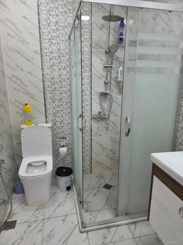 Kirayə verilir 3 otaqlı mənzil 103 m²