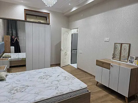 Kirayə verilir 3 otaqlı mənzil 103 m²